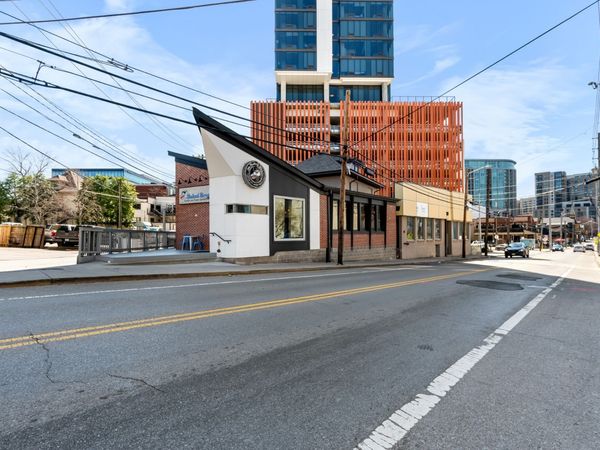 1811 Division St , Nashville, TN 37203