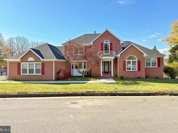 1300 PINSTRIPE COURT, VIENNA, VA 22182