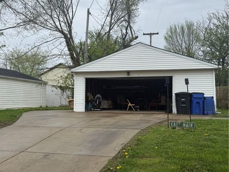 18011 Windward Road, Cleveland, OH 44119 Photo 5