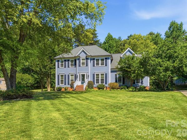 269 Charter Oak Court, Mooresville, NC 28115