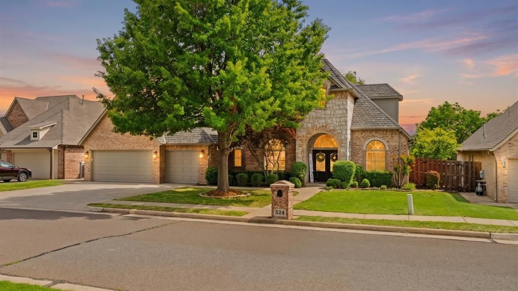 524 Conquistador Court, Edmond, OK 73025 Main Photo