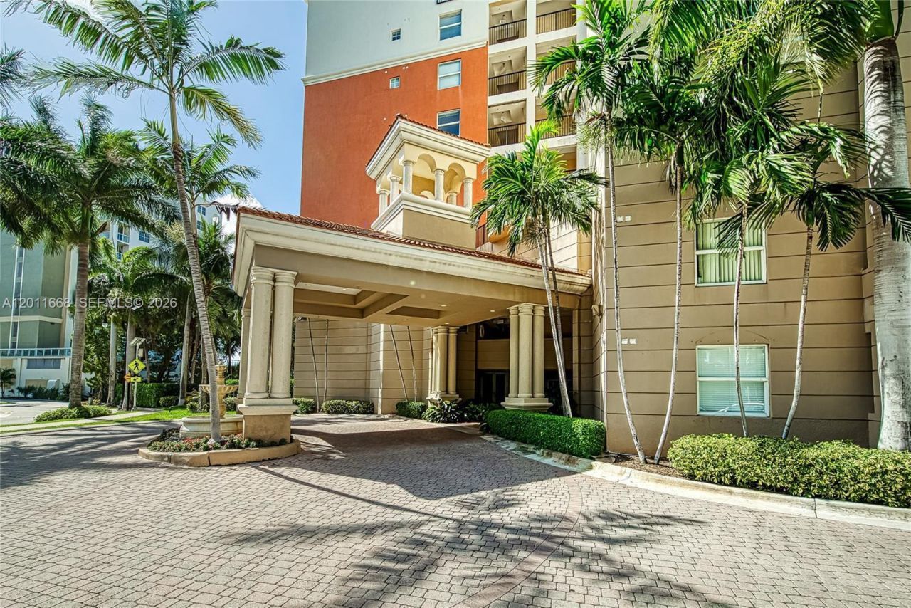17100 N Bay Rd, Unit 1810, Sunny Isles Beach, FL 33160 Photo