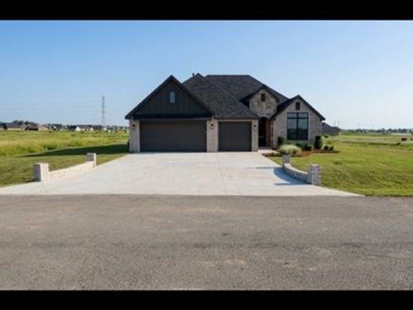 5677 E 136th Place North, Collinsville, OK 74021