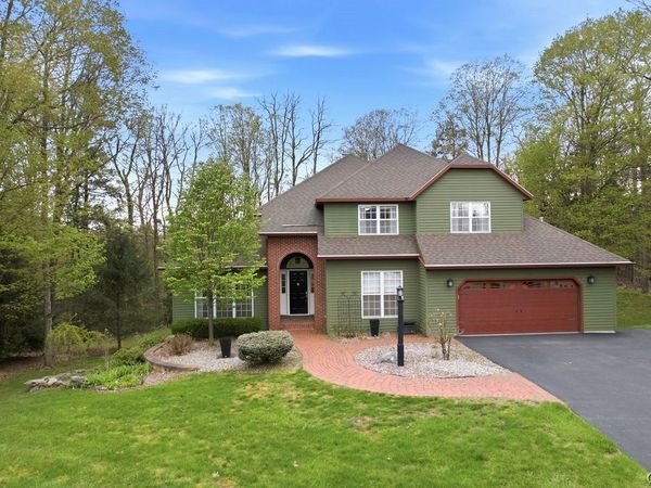 3967 Stetson Circle, Syracuse, NY 13215