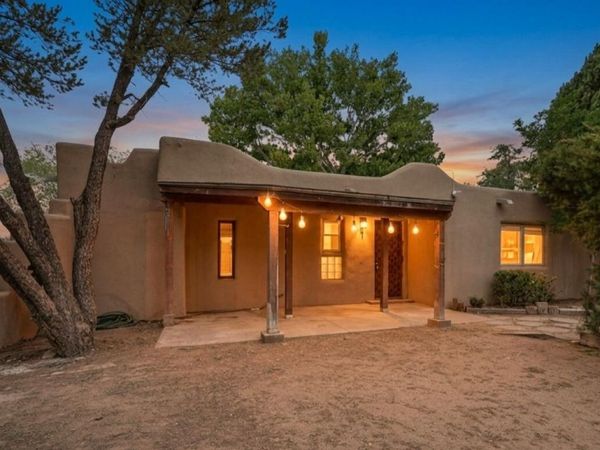 142 Walden Road, Corrales, NM 87048