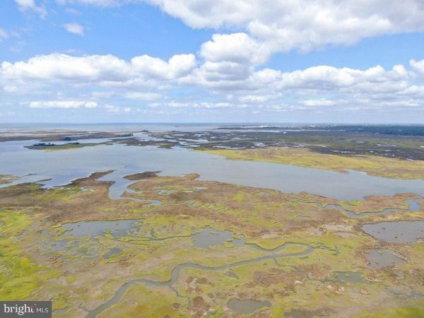 2735 LLOYD WEBB ROAD , CRISFIELD, MD 21817