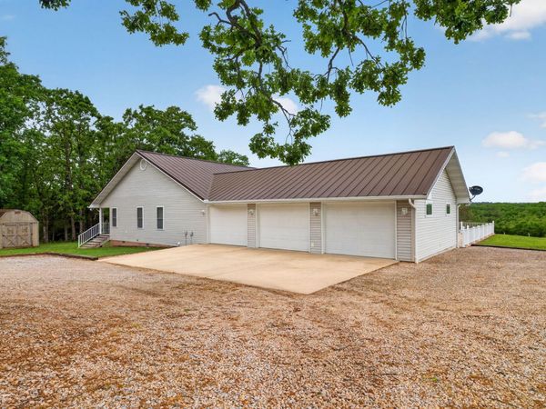 1181 County Road 504 , Gainesville, MO 65655