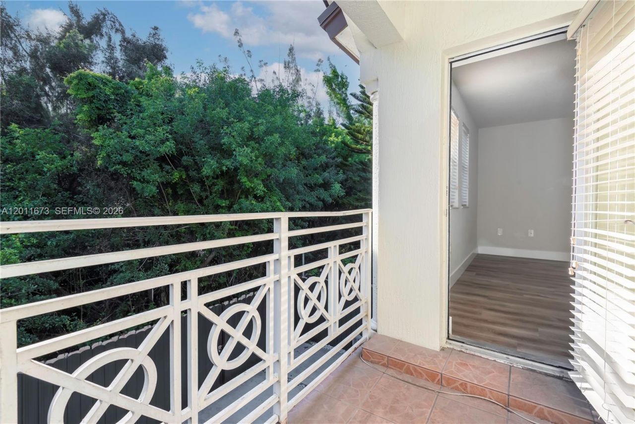 8902 NW 109th Ct , Unit 1204, Doral, FL 33178 Photo