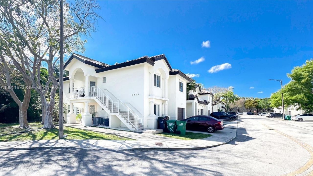 8902 NW 109th Ct , Unit 1204, Doral, FL 33178 Photo