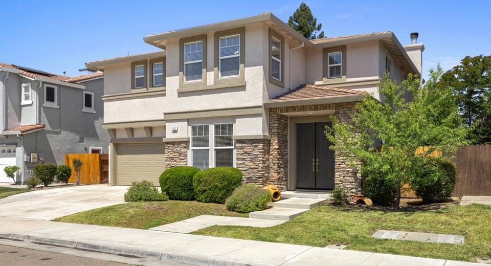 847 Iberis Way, Tracy, CA 95376 Photo