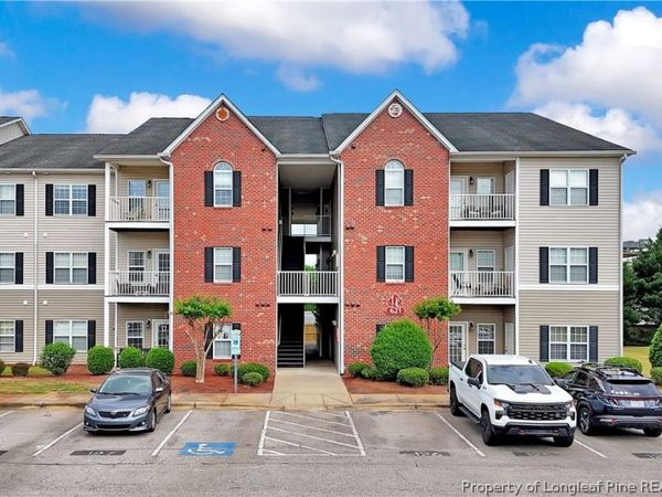 621 Marshtree Lane, Unit 208, Fayetteville, NC 28314