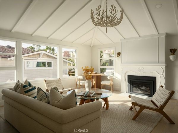 2715 Cove, Corona Del Mar, CA 92625