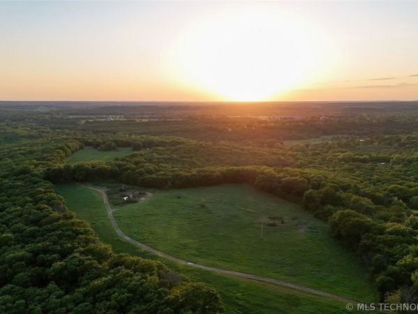 000 Maple Drive, Kellyville, OK 74039