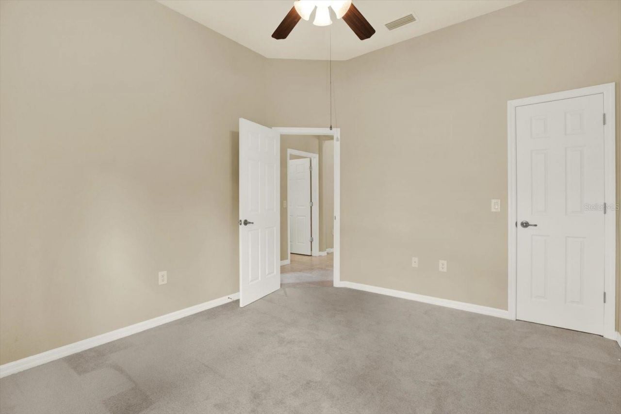 1225 Buckhurst Drive , Spring Hill, FL 34609 Photo