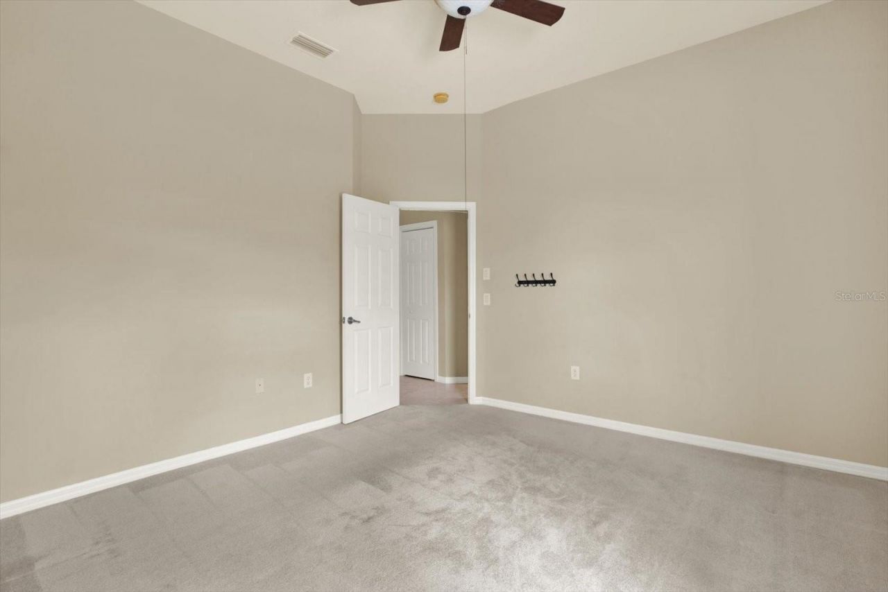 1225 Buckhurst Drive , Spring Hill, FL 34609 Photo