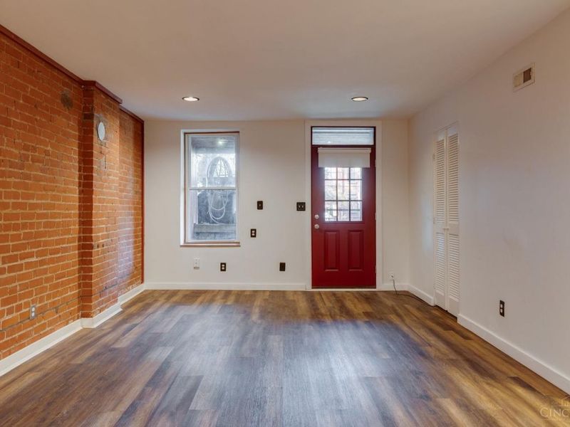 2118 St James Avenue, Cincinnati, OH 45206 Photo 4