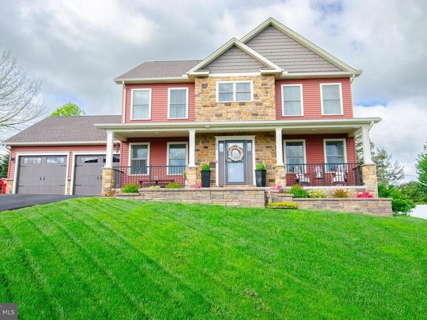 202 FEATHER DRIVE, SHIPPENSBURG, PA 17257