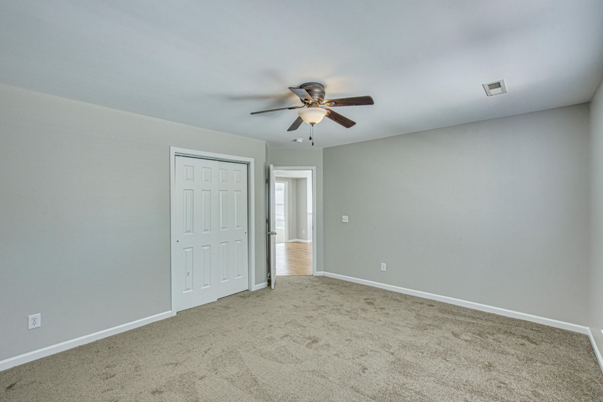 233 Woodbrook Way Photo 11