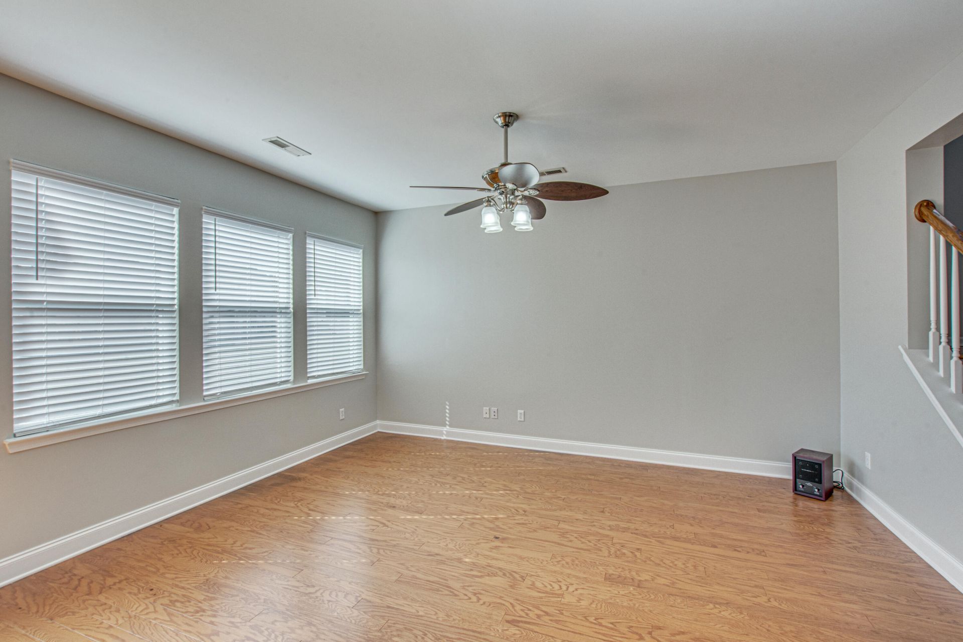 233 Woodbrook Way Photo 12