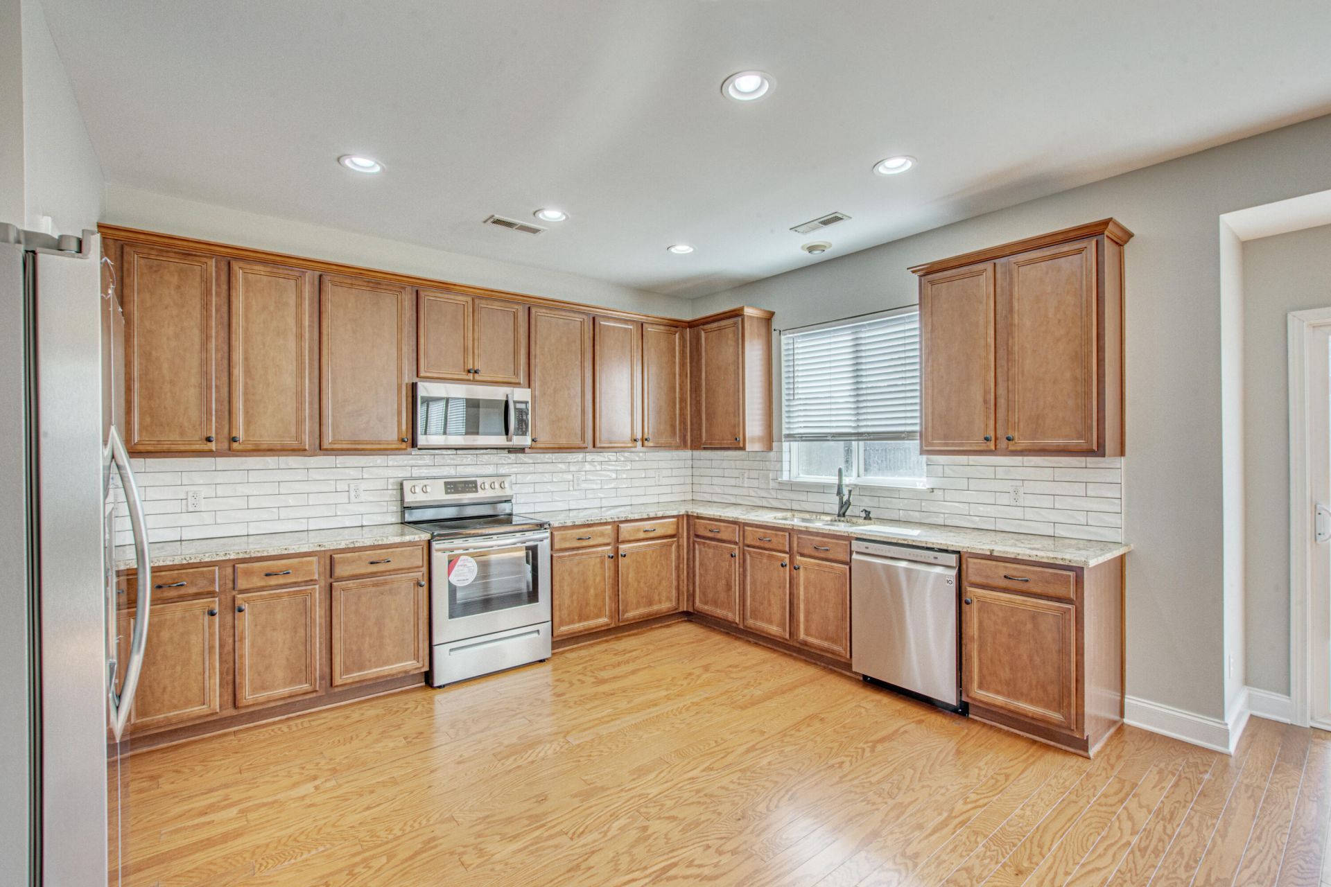233 Woodbrook Way Photo 9
