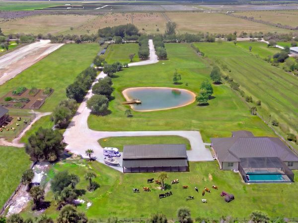 9480 Carlton Road, Port St. Lucie, FL 34987