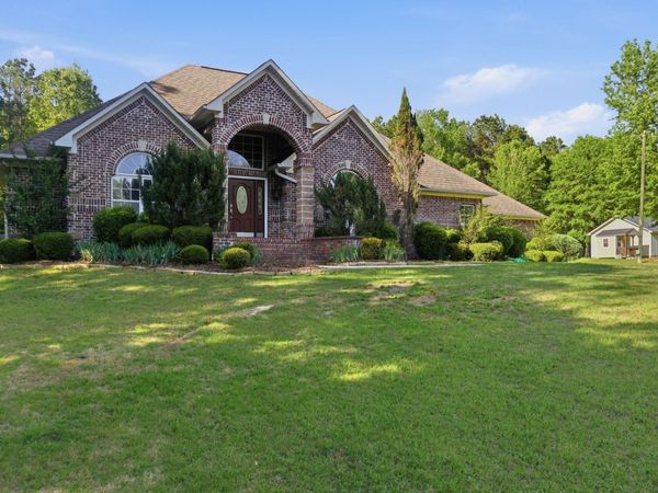 124 Wanda Gail Drive, El Dorado, AR 71730