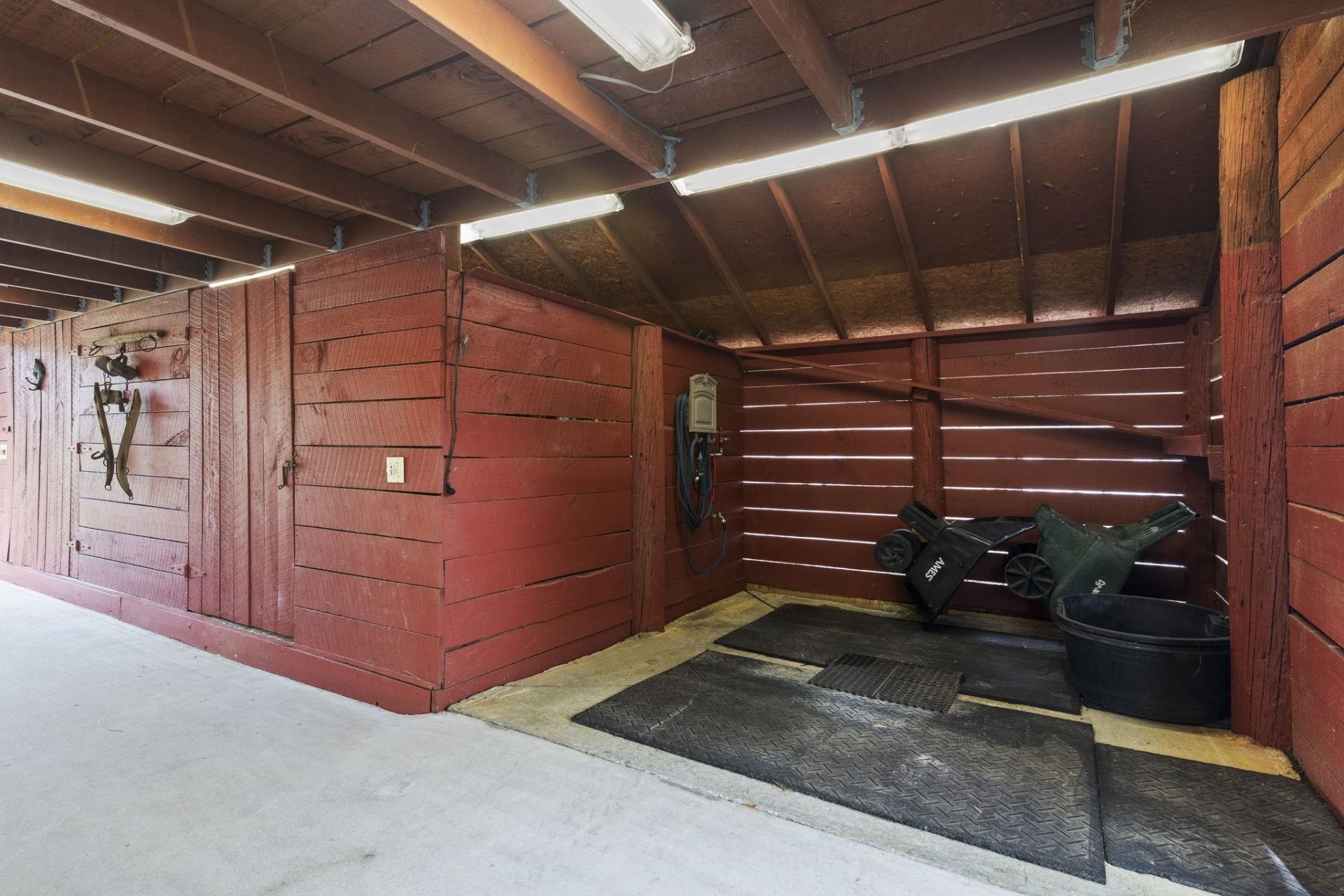 3725 Willow Springs Rd. Photo 40