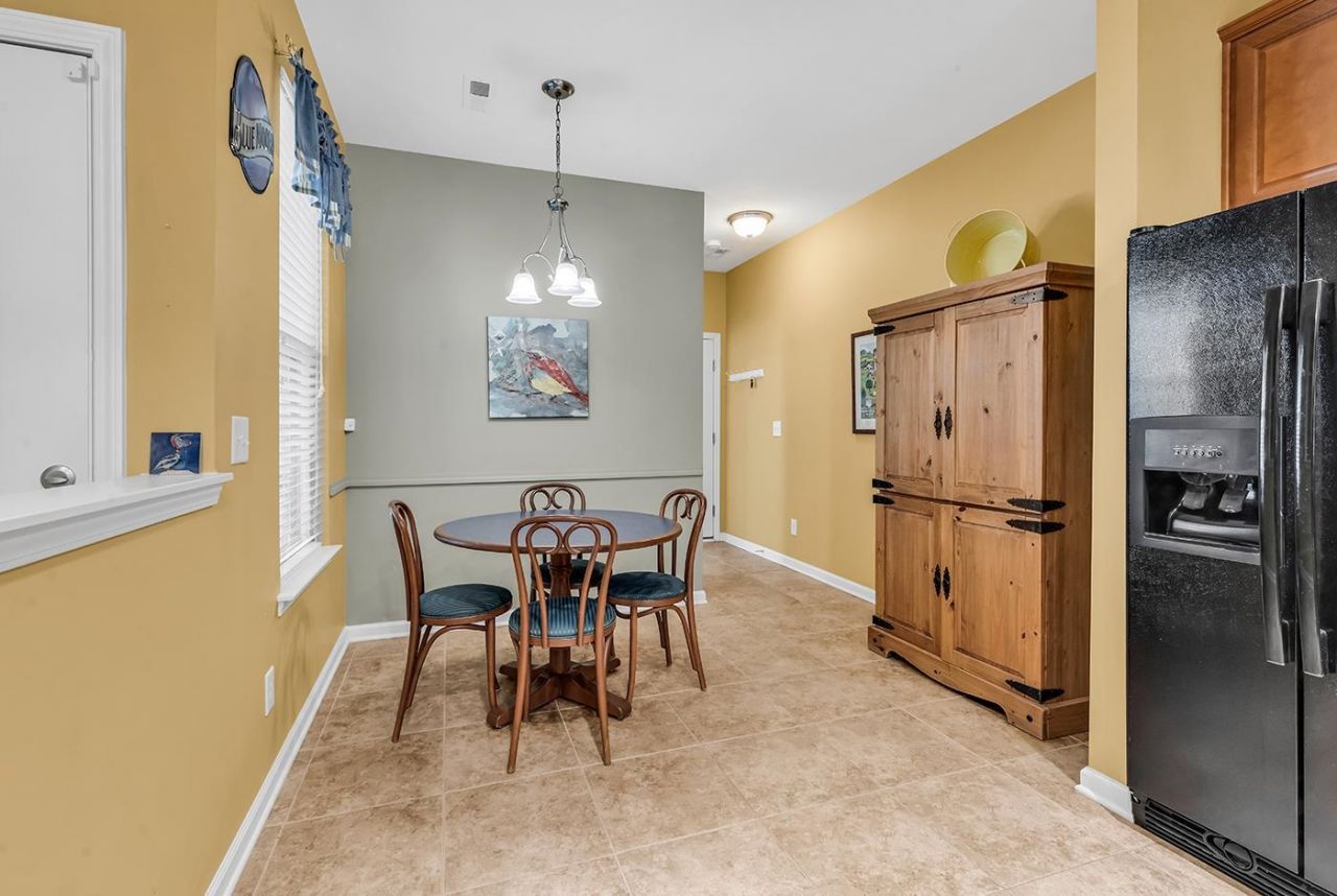 1521 Palmina Loop  Photo 10