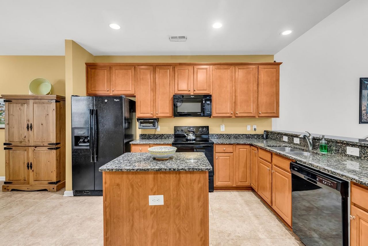 1521 Palmina Loop  Photo 11