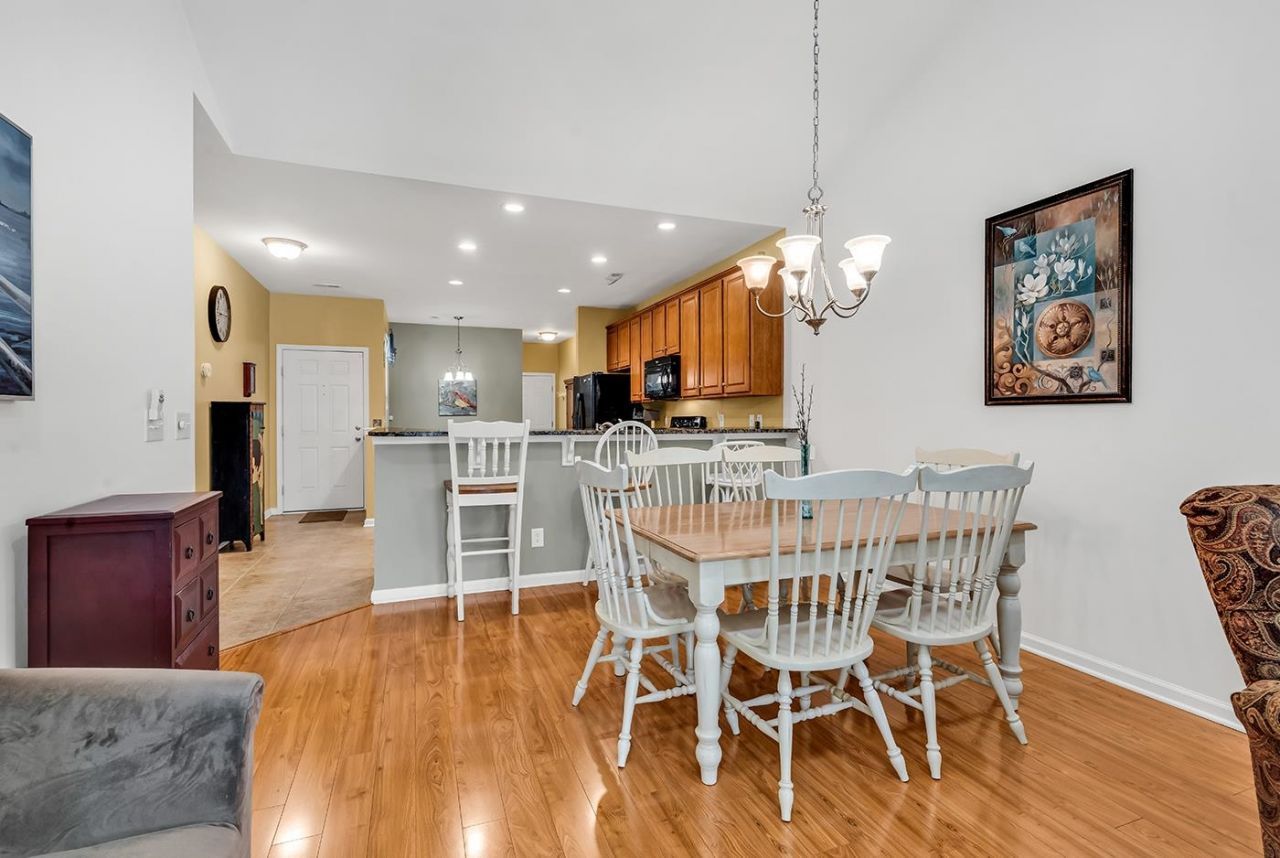 1521 Palmina Loop  Photo 17
