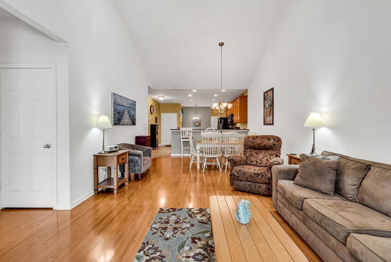 1521 Palmina Loop  Photo 21