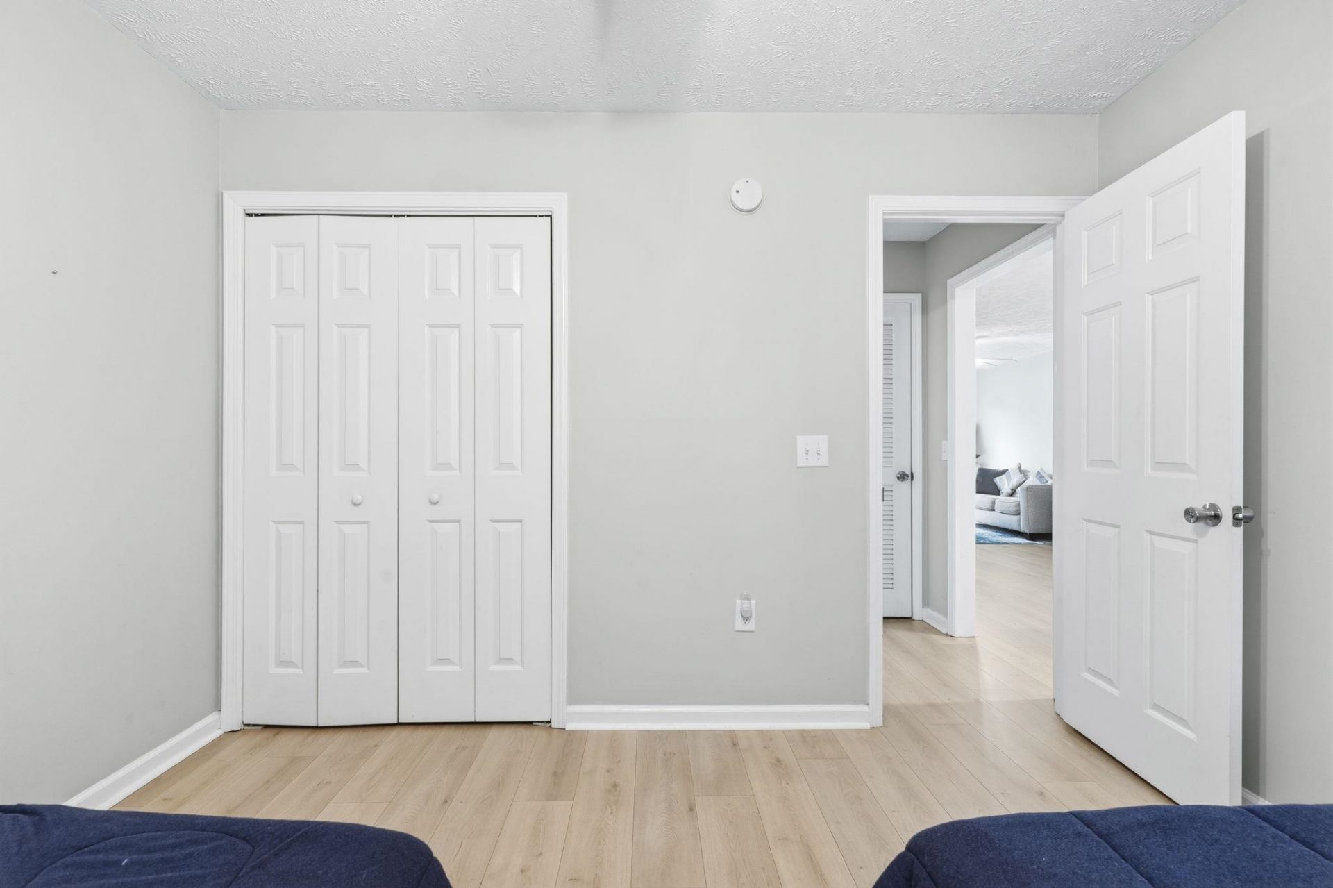 510 White River Dr.  Photo 5