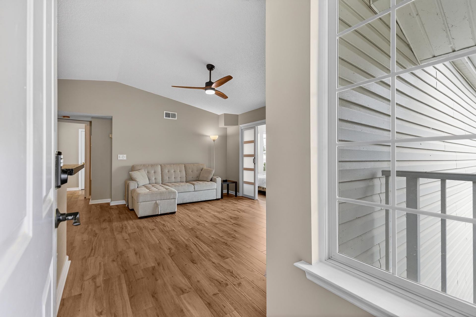 8641 Southbridge Dr.  Photo 10