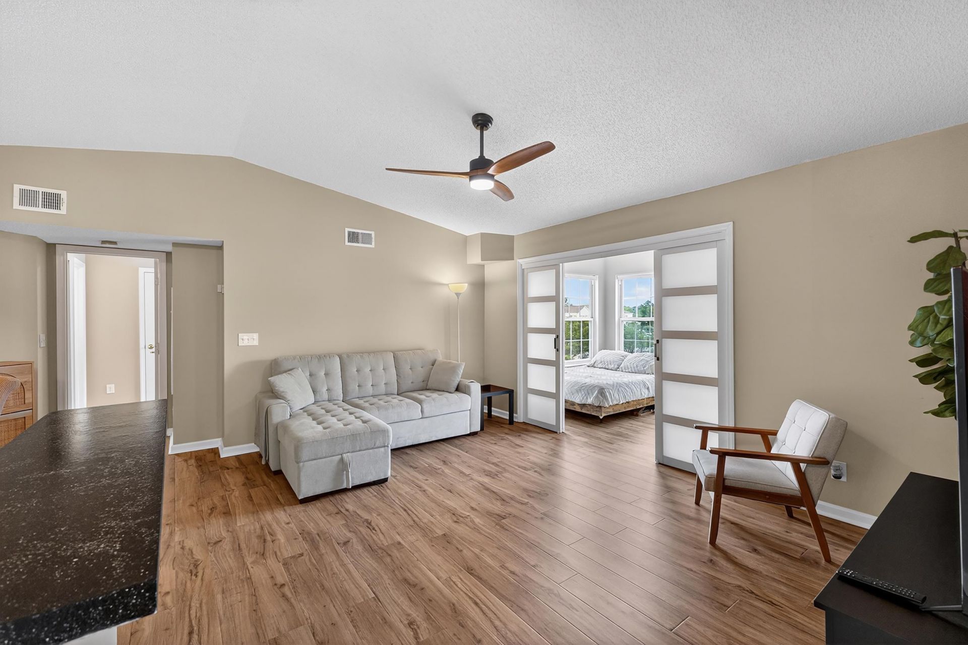 8641 Southbridge Dr.  Photo 11