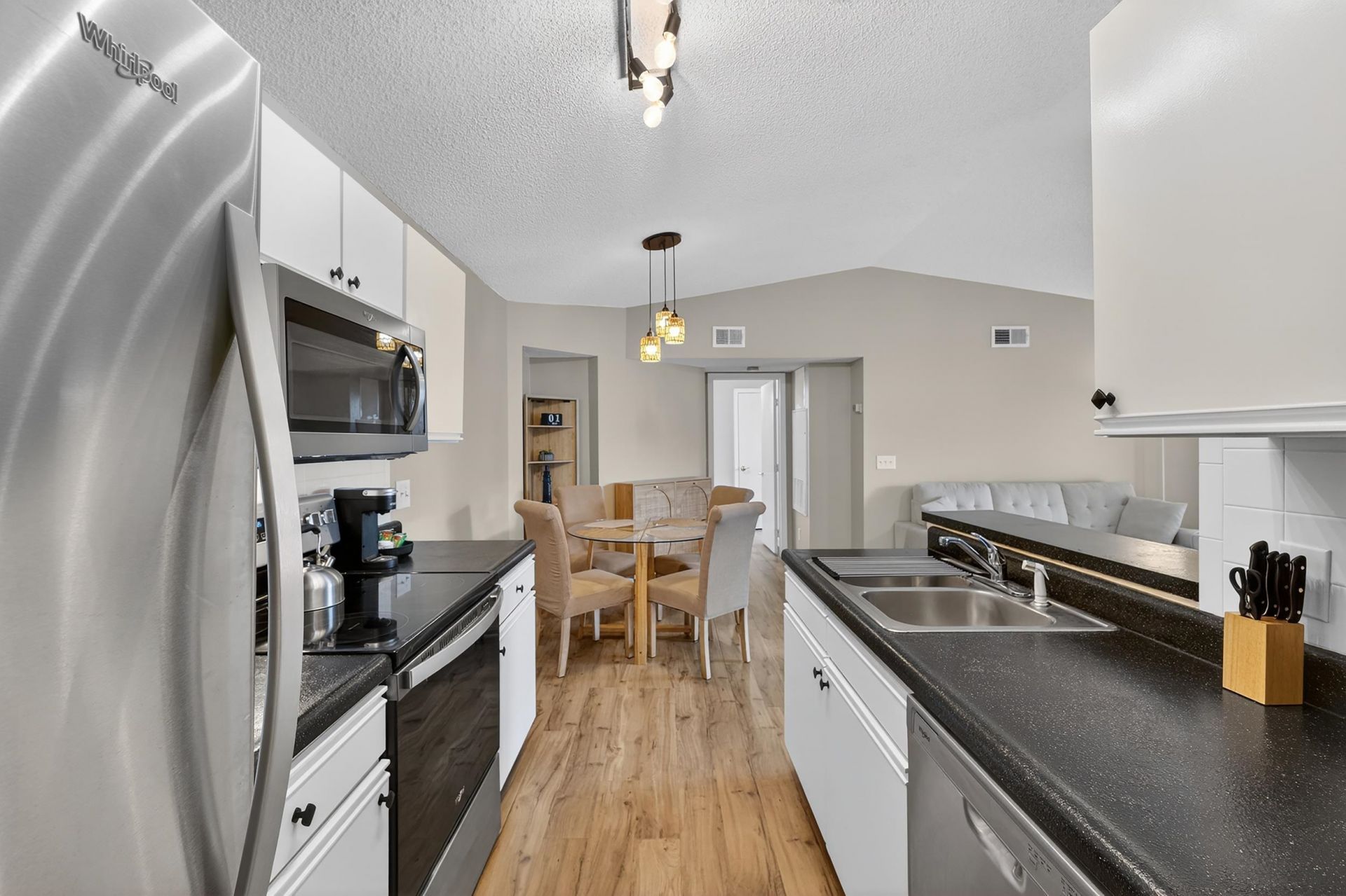 8641 Southbridge Dr.  Photo 17