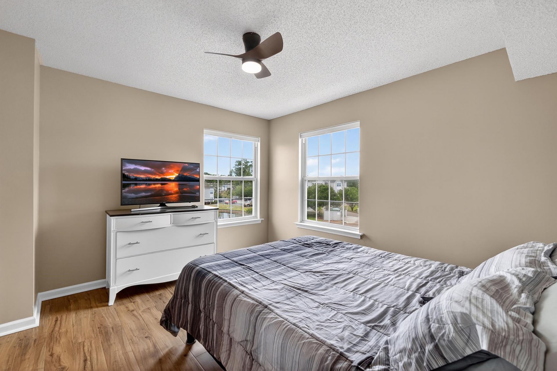 8641 Southbridge Dr.  Photo 45