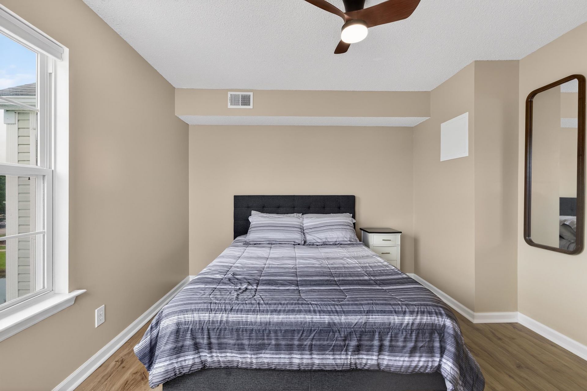 8641 Southbridge Dr.  Photo 48