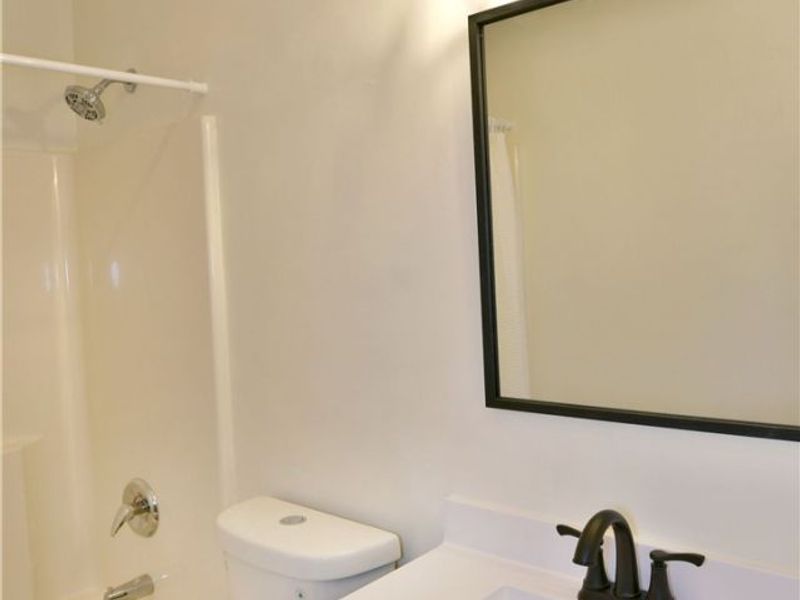 553 Wilcox Road, Unit B, Austintown, OH 44515 Photo 35