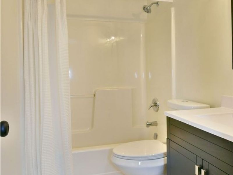 553 Wilcox Road, Unit B, Austintown, OH 44515 Photo 36