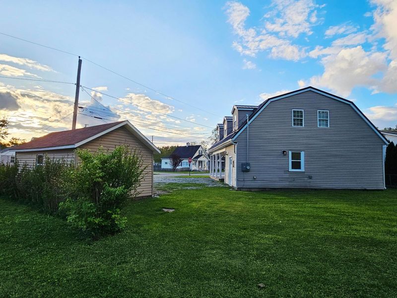 339 W Oak Street, Washington Court House, OH 43160 Photo 5