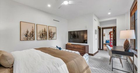 25 Beach Club Drive, Unit 303, Stateline, NV 89449 Photo