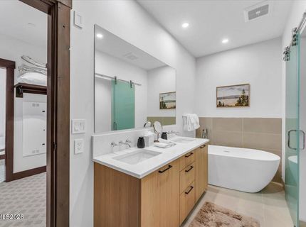 25 Beach Club Drive, Unit 303, Stateline, NV 89449 Photo