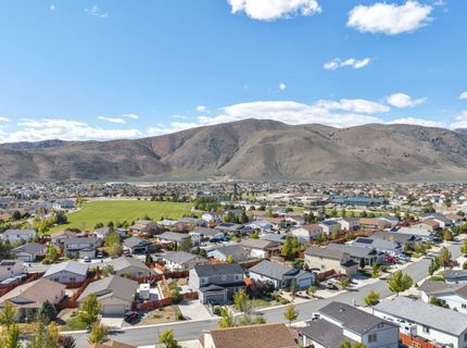 17511 Crystal Canyon Boulevard, Reno, NV 89508 Photo