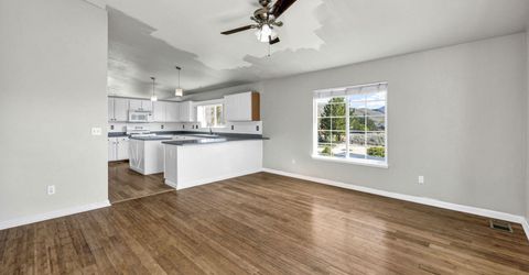 17511 Crystal Canyon Boulevard, Reno, NV 89508 Photo