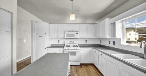 17511 Crystal Canyon Boulevard, Reno, NV 89508 Photo