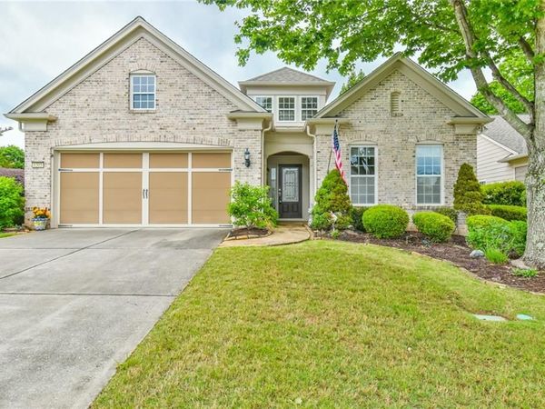 6305 Ashwood Lane, Hoschton, GA 30548