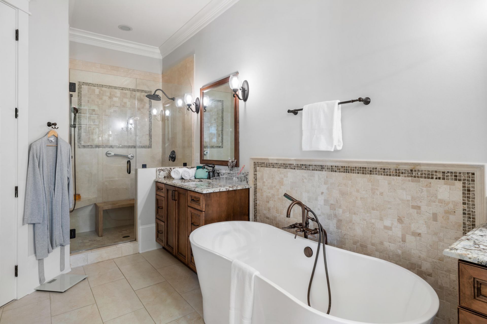 302 Island Park Drive Photo 12