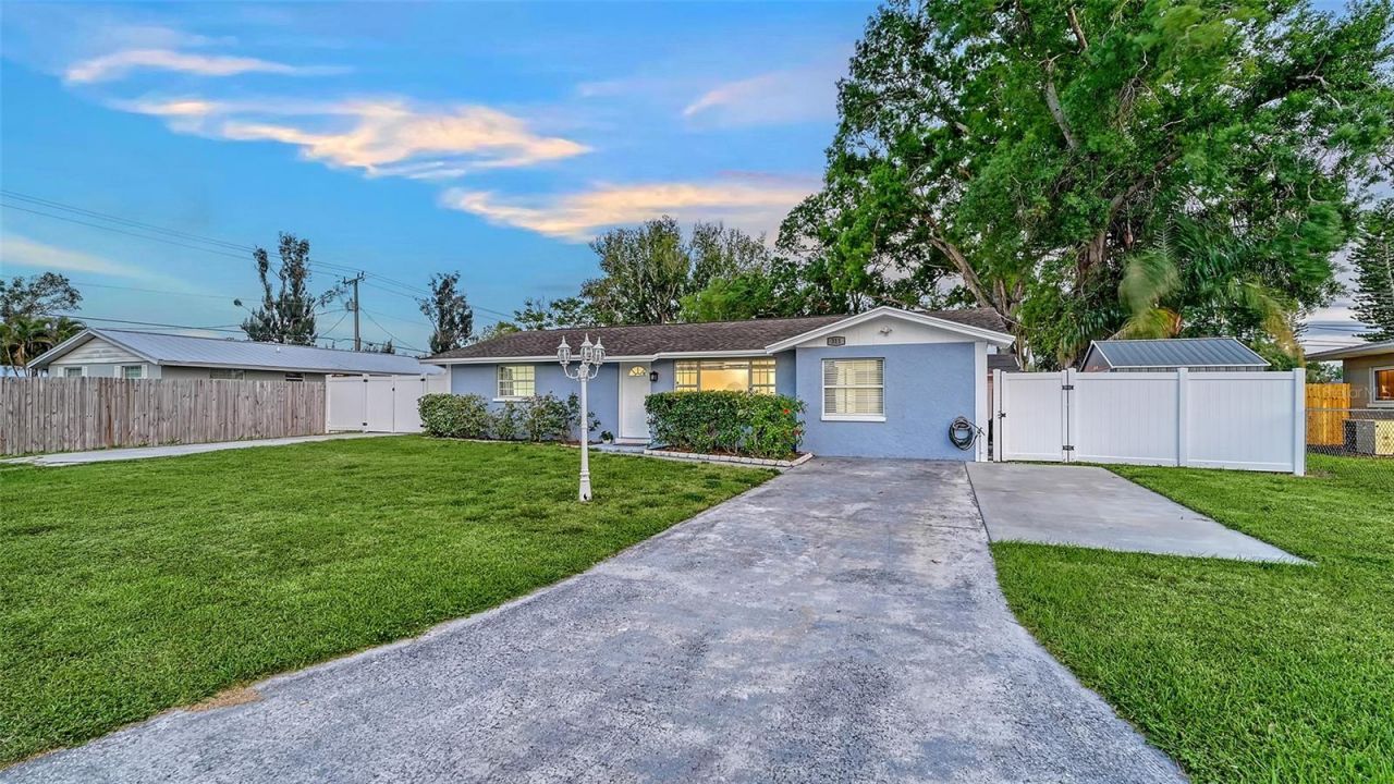 311 44th Street Court W, Palmetto, FL 34221 Photo