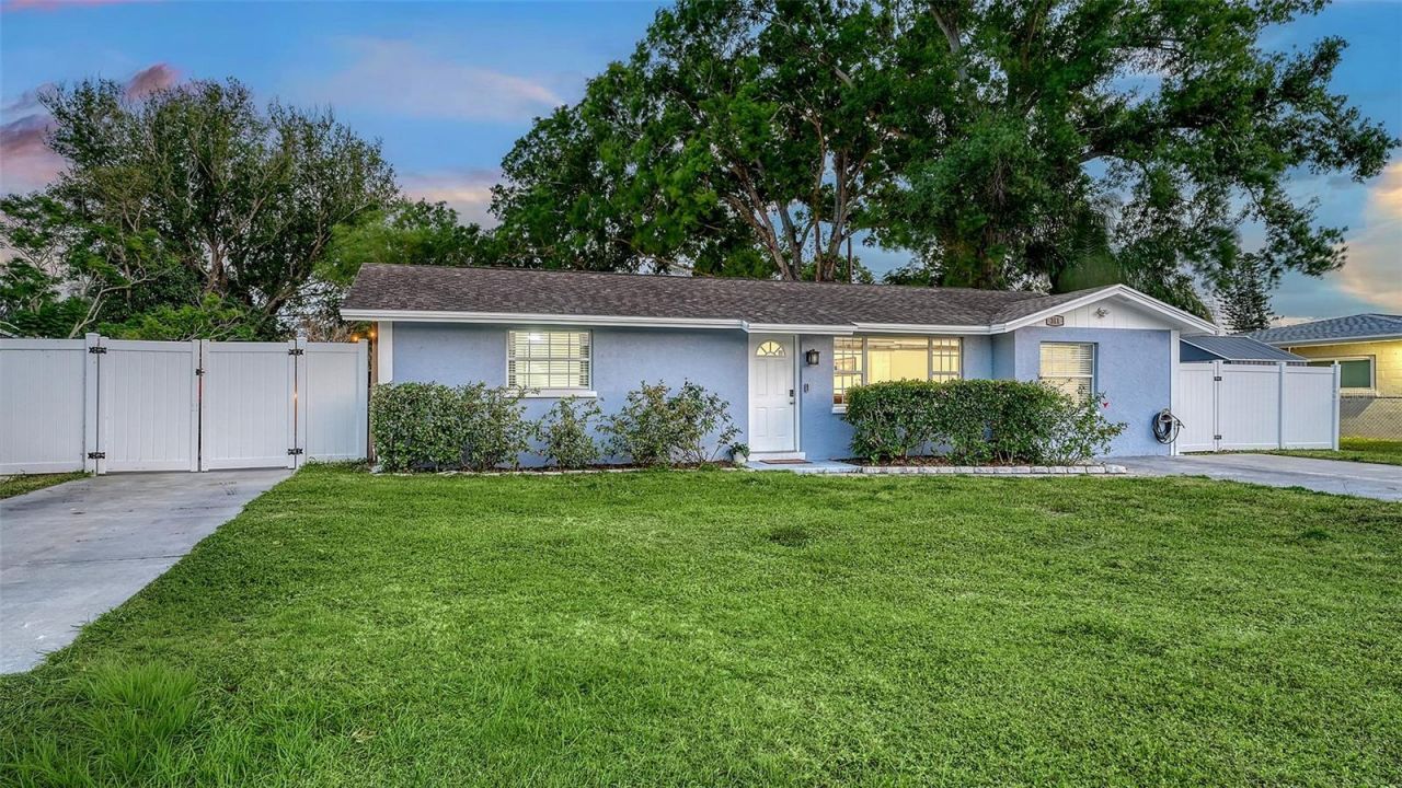 311 44th Street Court W, Palmetto, FL 34221 Photo