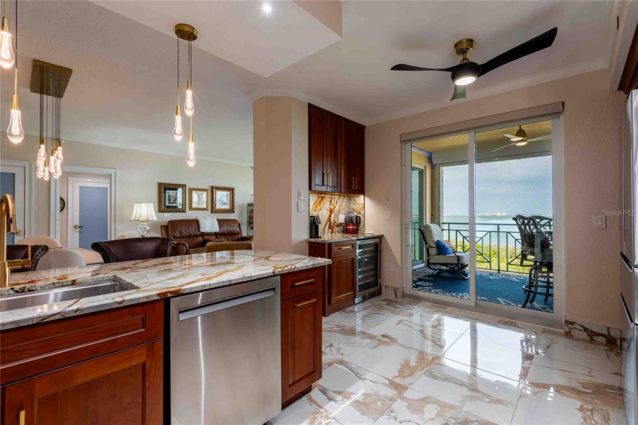 4737 Dolphin Cay Lane S, Unit 407, Saint Petersburg, FL 33711 Photo